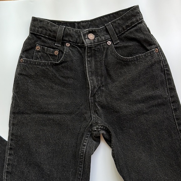 Vintage women’s Levi’s 512 black jeans - Picture 5 of 10